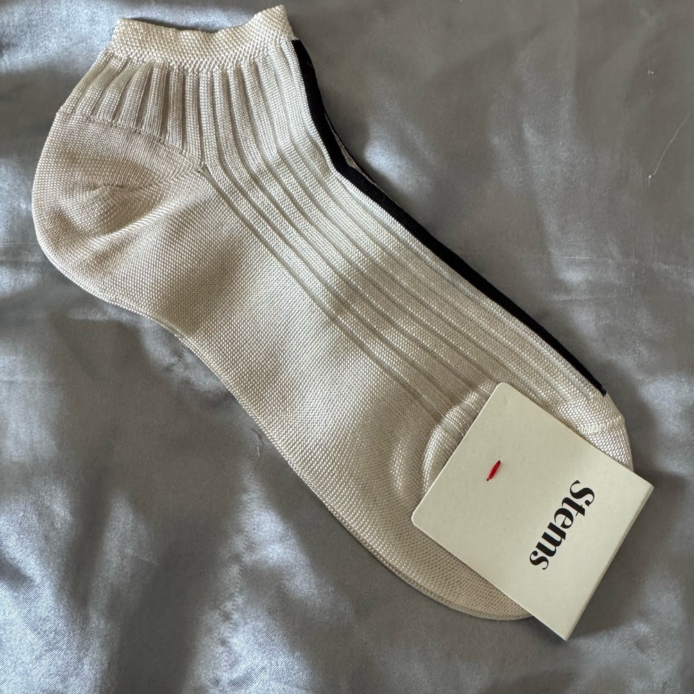 Stems Beige Ankle breathable viscose Socks with Black Trim — Made in Italy